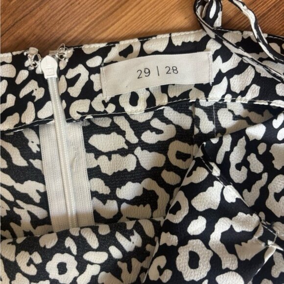 Chic Black & White Animal Print Slip Dress - Picture 6 of 6